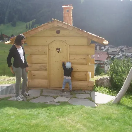 Hotel Garni La Majon Selva di Val Gardena