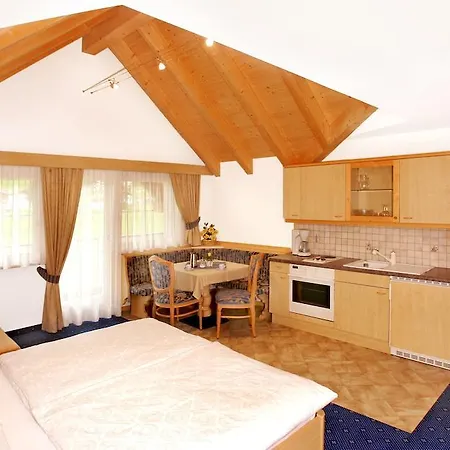 Hotel Garni La Majon Selva di Val Gardena
